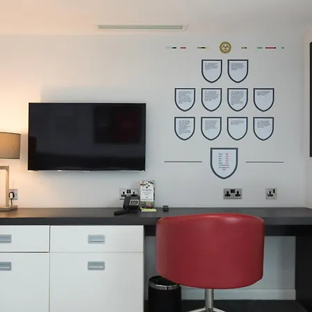 Hotel Football, Old Trafford, A Tribute Portfolio 4*