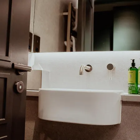 Forty Seven Manchester, Worldhotels Crafted فندق