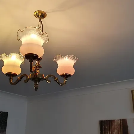 Casa de Férias Lovely 3 Bedroom House Manchester