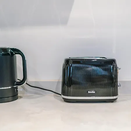 4 Bedroom House Eccles Feriehus