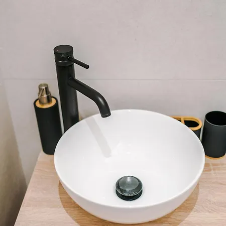 Feriehus 4 Bedroom House Eccles Manchester