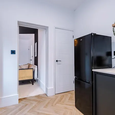 4 Bedroom House Eccles Holiday home