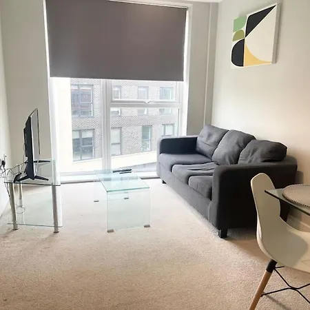 Freeparking 1 Bedroom * マンチェスター