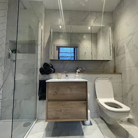 Apartment Luxury 2 Bed Centre
