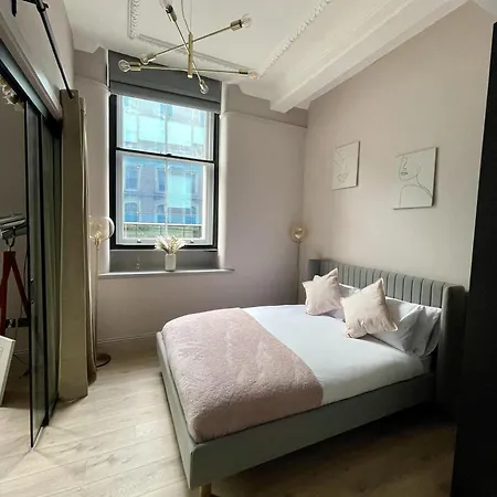 Luxury 2 Bed Centre Manchester