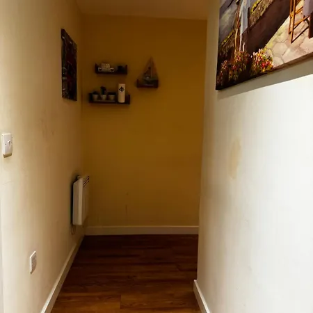 City * マンチェスター