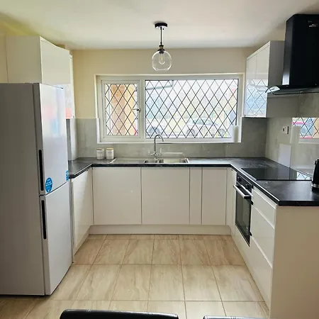 Hébergement de vacances Centre 3 Bedroom Town House