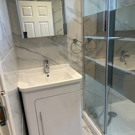 Centre 3 Bedroom Town House * Manchester