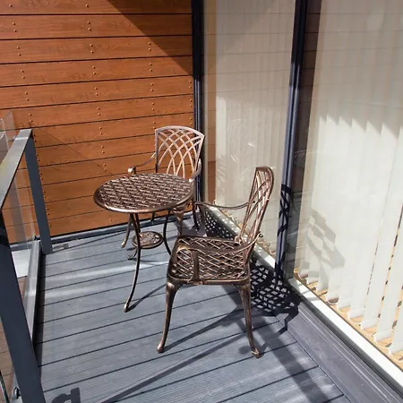 Gem: Cosy 2br With Private Balcony * Manchester