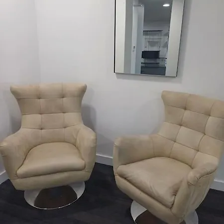 Ls96 No Serviced 4r * מנצ'סטר