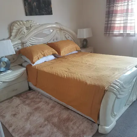 Tatil Evi Beautiful 1-bed House In
