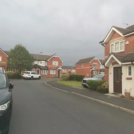 Beautiful 1-bed House In *