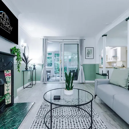 Jade House, - By Synergy Estates Hébergement de vacances
