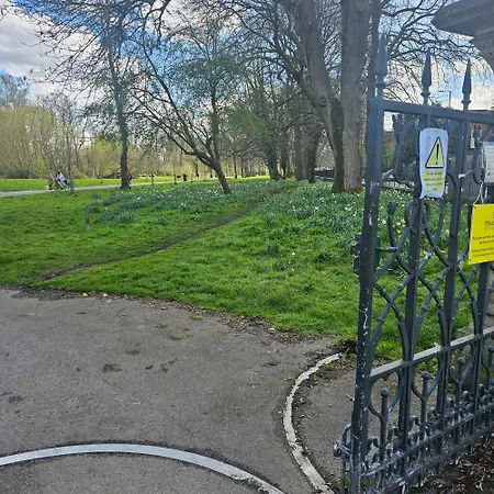 아파트 Alexandra Park *