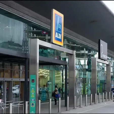 Centre - Luxe 2bed Palazzo *