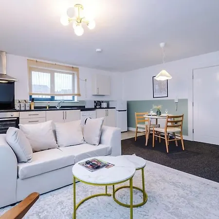 Cozy 1 Bedroom Apartment, Prime Location , Free Parking Apartment Manchester