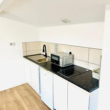 Albert Манчестер