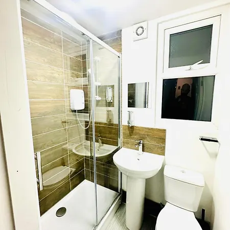 Albert Apartment *