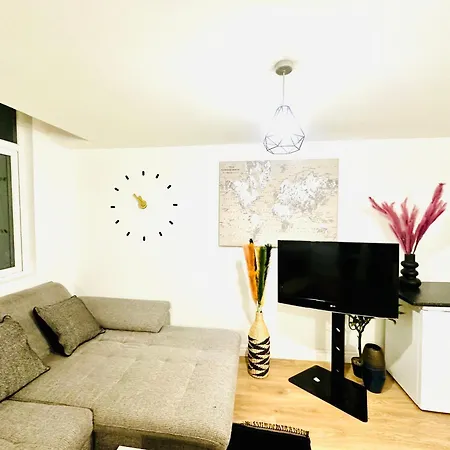 Albert Apartment