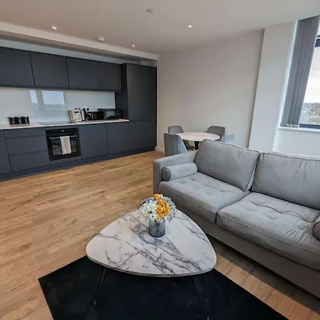 Lovely 1 Bed - Old Trafford *