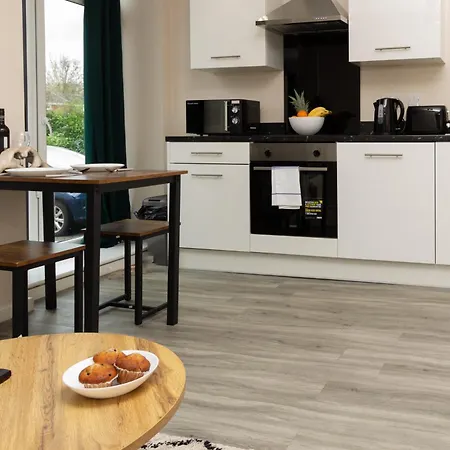 Stylish Living: 1br Apt Near Mcr Central アパート
