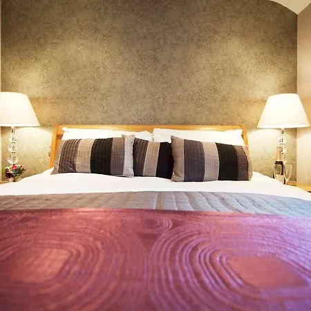 The Waterside And Leisure Club Hotel 3*