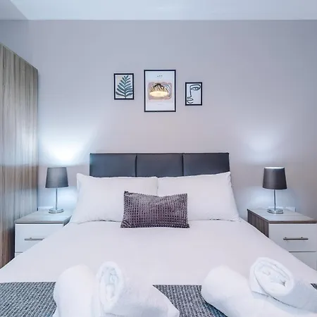 Hilltop Serviced Apartments- Northern Quarter شقة مانشستر