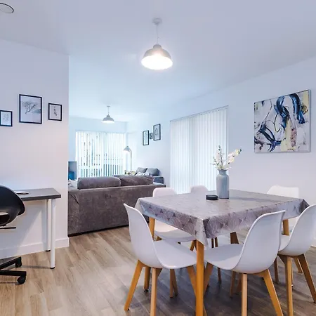 شقة Hilltop Serviced Apartments- Northern Quarter *