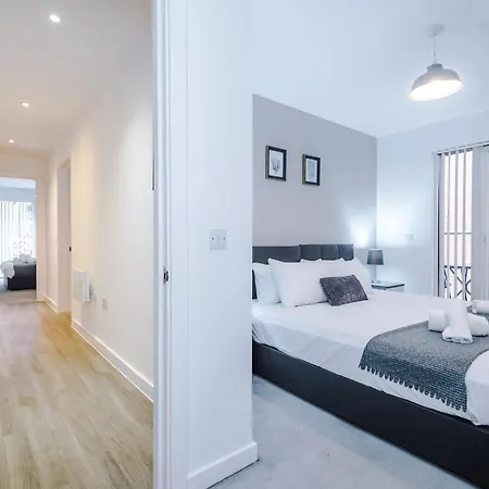Hilltop Serviced Apartments- Northern Quarter