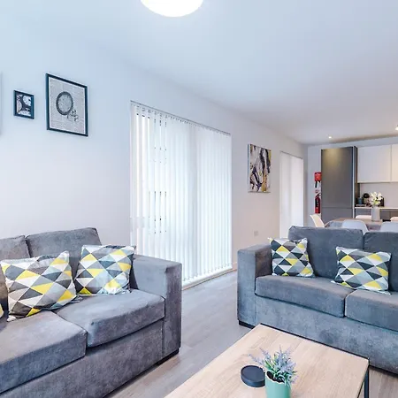 Hilltop Serviced Apartments- Northern Quarter アパート *
