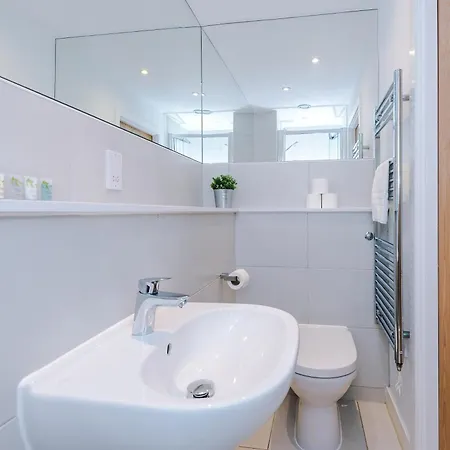 Hilltop Serviced Apartments- Northern Quarter * مانشستر