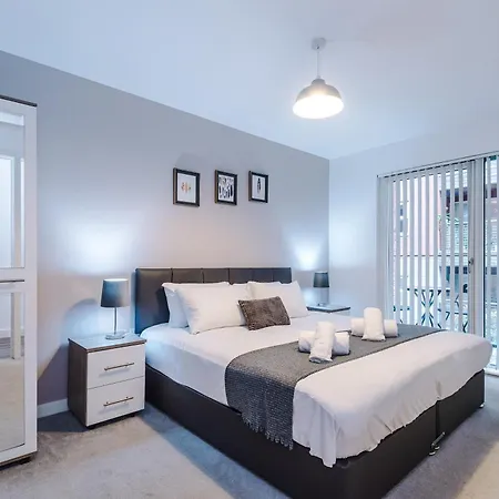 شقة Hilltop Serviced Apartments- Northern Quarter