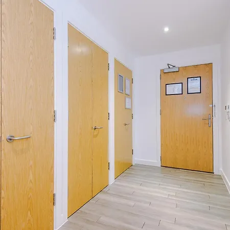 Hilltop Serviced Apartments- Northern Quarter *