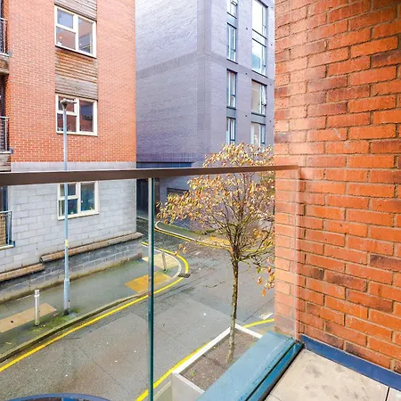Hilltop Serviced Apartments- Northern Quarter شقة *