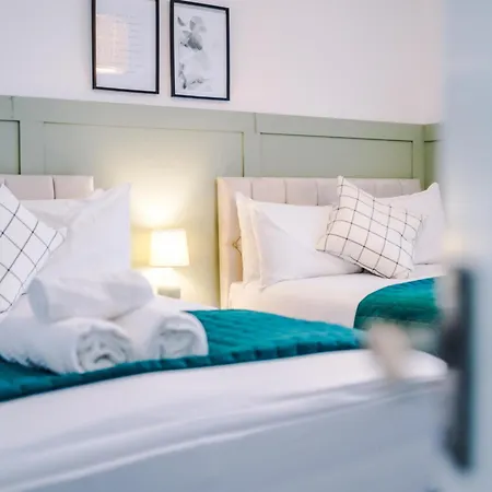 Elm , Collection Of Available Near Media , Free Parking Manchester