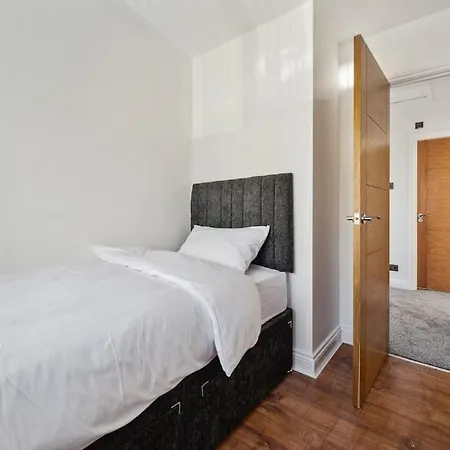 House In Heald Village Dom wakacyjny Manchester