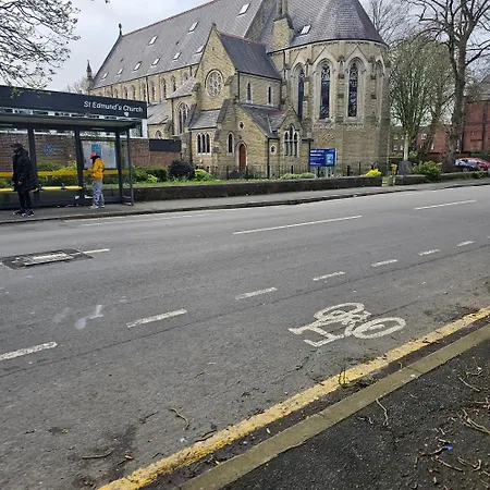 아파트 Alexandra Park