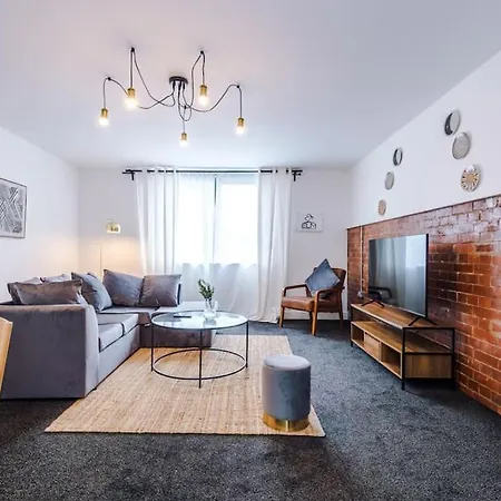 Apartamento Luxurious 1-bedroom Apartment, Sleeps 4, Free Parking Mánchester