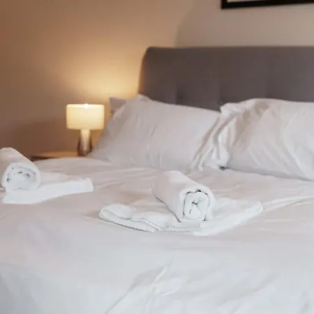 Lejlighed Spacious 2 Bed In Centre