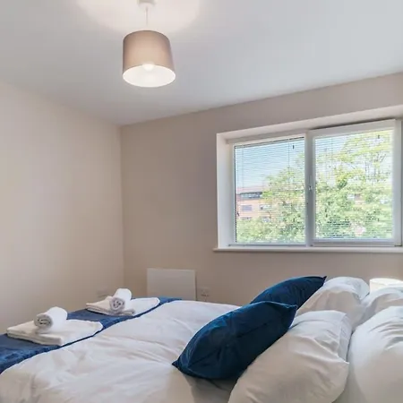 Daire Spacious & Bright 2 Bed Manchester