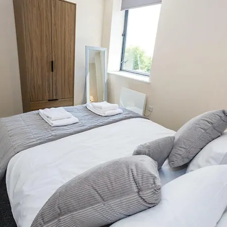 Apartment Lovely Modern 1 Bedroom Manchester