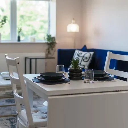 Lovely 1 Bed - Sleeps 3