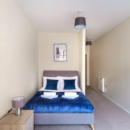 Bright 2 Bedroom In * Manchester