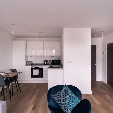 Zeni, Alexandra Rise Cosy 1 Bed Apartment *