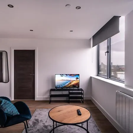 Zeni, Alexandra Rise Cosy 1 Bed Lejlighed