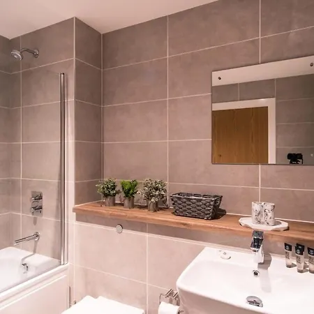 2 Bed In Media City, Amazing Views Appartement *