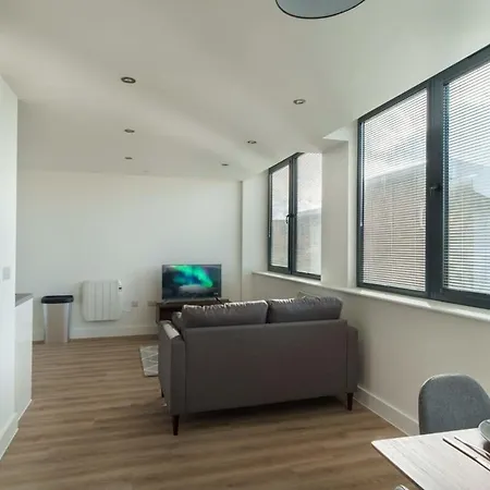 Zeni, Alexandra Rise Cool 1br Flat Lägenhet Manchester
