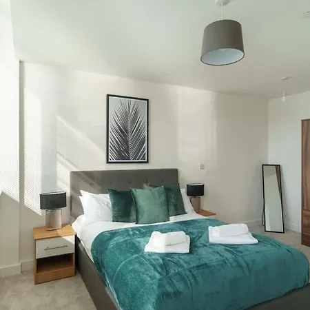 Zeni, Alexandra Rise Cool 1br Flat Lägenhet