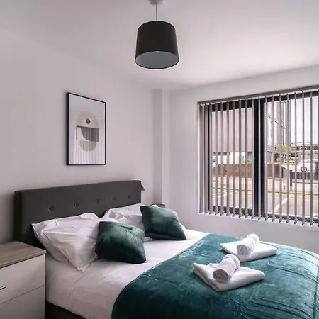 Zeni, Alexandra Rise Neat 1 Bed Apartamento Manchester