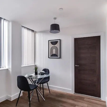 Apartment Zeni, Alexandra Rise Bright 1 Bed Manchester